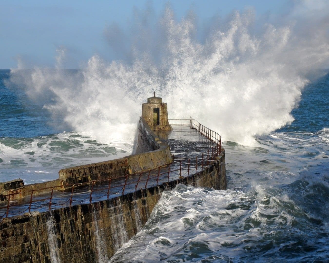 Portreath Stormy Day c Shutterstock VC (1)-min.jpg