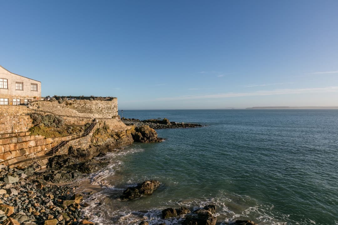 Black Moon Black Moon